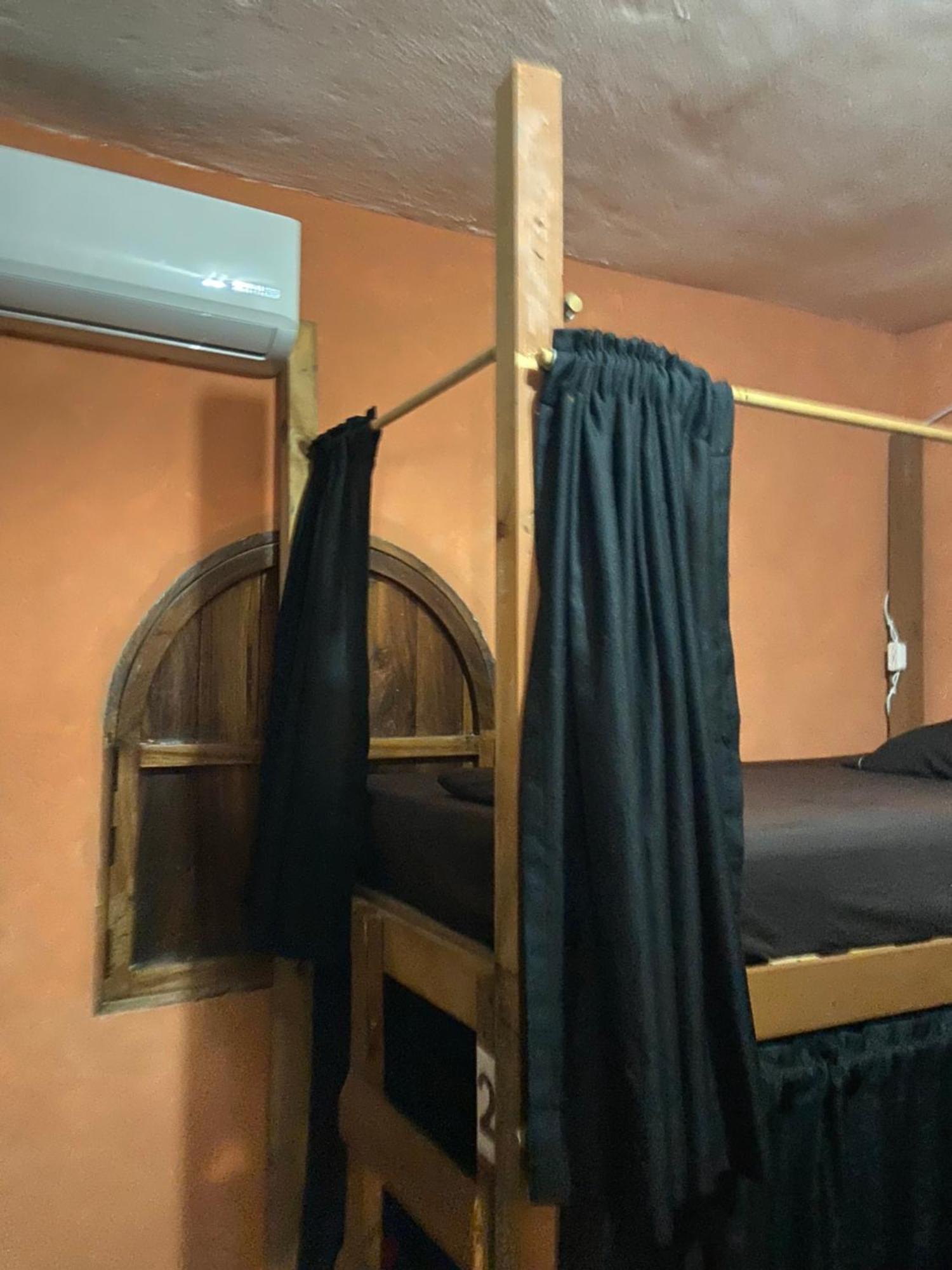 Maracuya Hostal Zipolite - Coworking, Gym, Activities Exterior photo